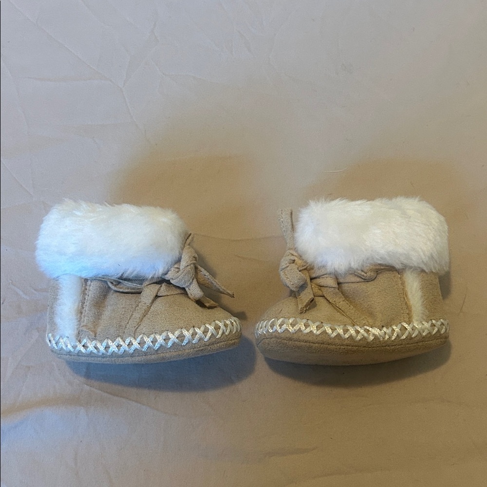 Cozy Moccasin Baby Booties with Faux Fur Trim
